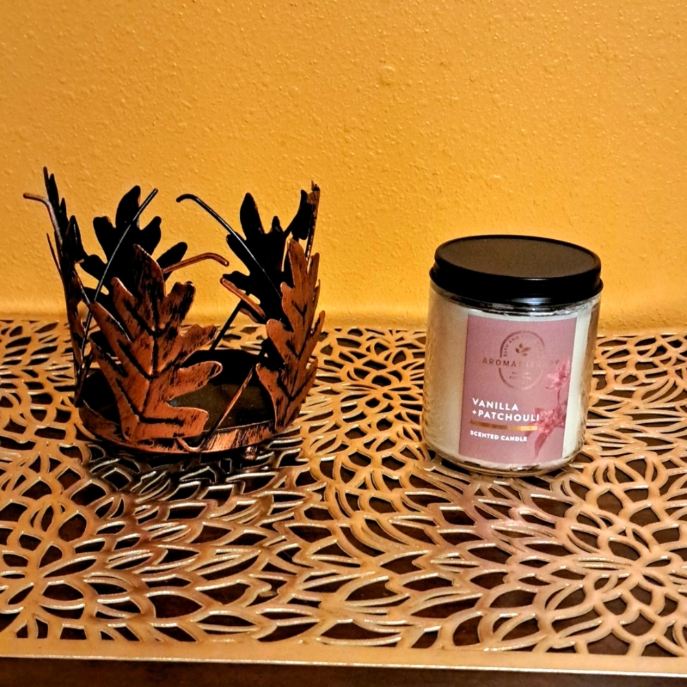 NWT metal candle holder and candle bundle